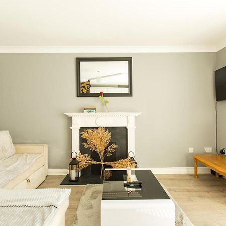 Modern Elegant Central Apt With Parking Dublino Esterno foto