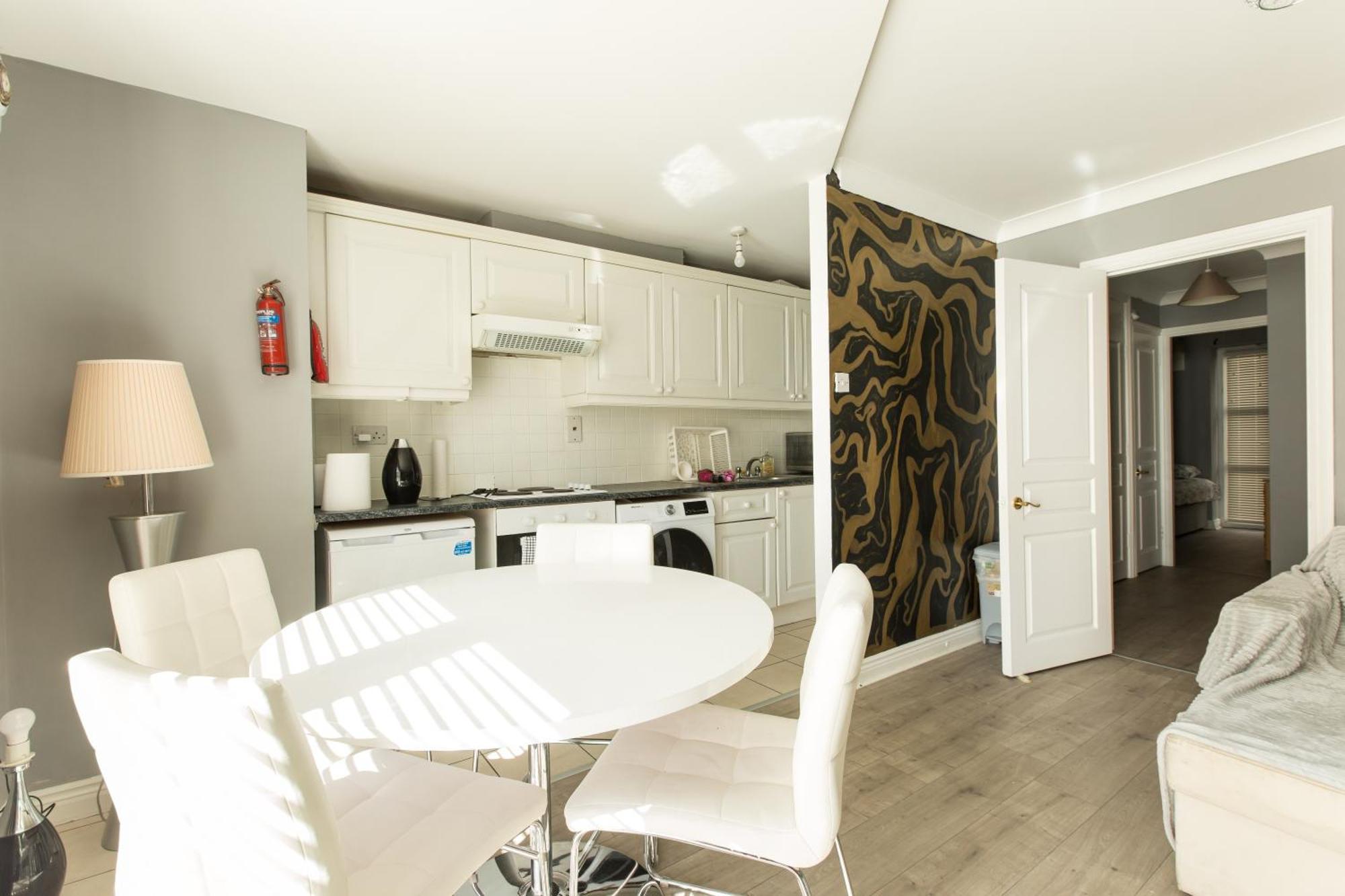 Modern Elegant Central Apt With Parking Dublino Esterno foto