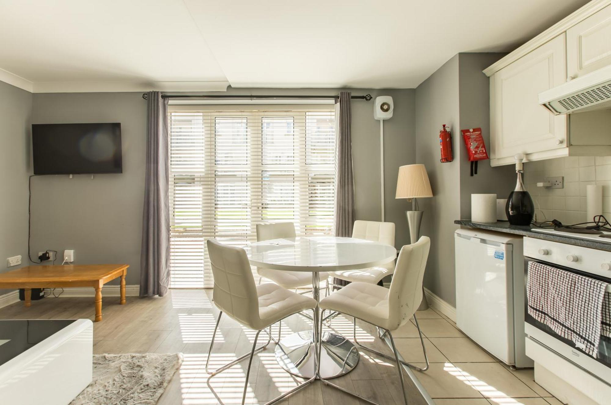 Modern Elegant Central Apt With Parking Dublino Esterno foto