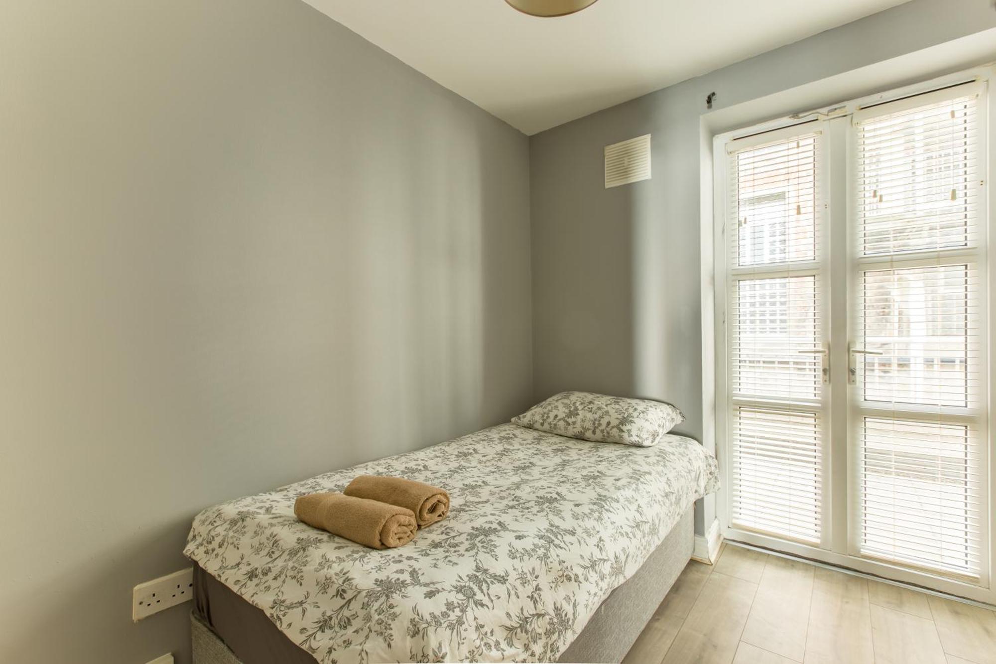 Modern Elegant Central Apt With Parking Dublino Esterno foto