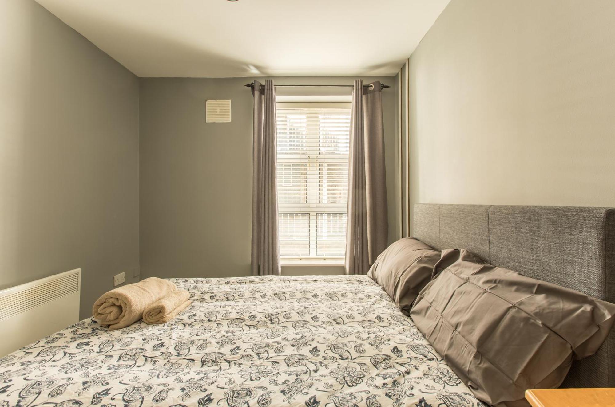 Modern Elegant Central Apt With Parking Dublino Esterno foto